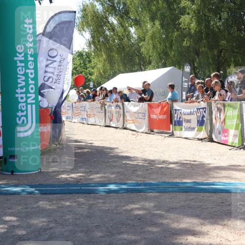 07.09.2025 - 19. Norderstedt Triathlon Zöllner http://msf.ph/oto/8787332 07.09.2025 13:33:42 Ziel 307, 1221 meine-sportfotos.de