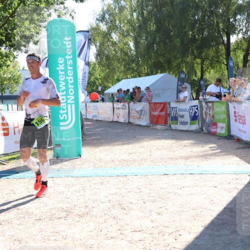 07.09.2025 - 19. Norderstedt Triathlon Zöllner http://msf.ph/oto/8787354 07.09.2025 15:52:15 Ziel 1501 meine-sportfotos.de