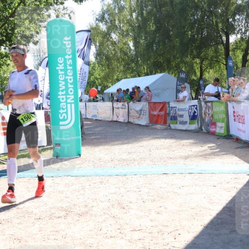 07.09.2025 - 19. Norderstedt Triathlon Zöllner http://msf.ph/oto/8787357 07.09.2025 15:52:15 Ziel 1501 meine-sportfotos.de
