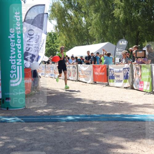 07.09.2025 - 19. Norderstedt Triathlon Zöllner http://msf.ph/oto/8787373 07.09.2025 13:34:04 Ziel 275, 1317 meine-sportfotos.de