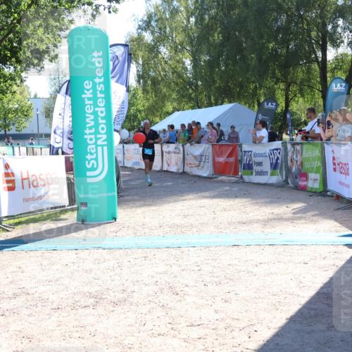 07.09.2025 - 19. Norderstedt Triathlon Zöllner http://msf.ph/oto/8787374 07.09.2025 15:52:55 Ziel 411 meine-sportfotos.de