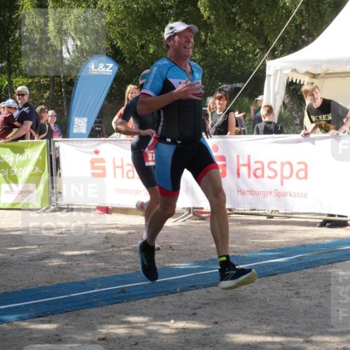 07.09.2025 - 19. Norderstedt Triathlon Zöllner http://msf.ph/oto/8787375 07.09.2025 13:22:01 Ziel 220, 249, 301 meine-sportfotos.de