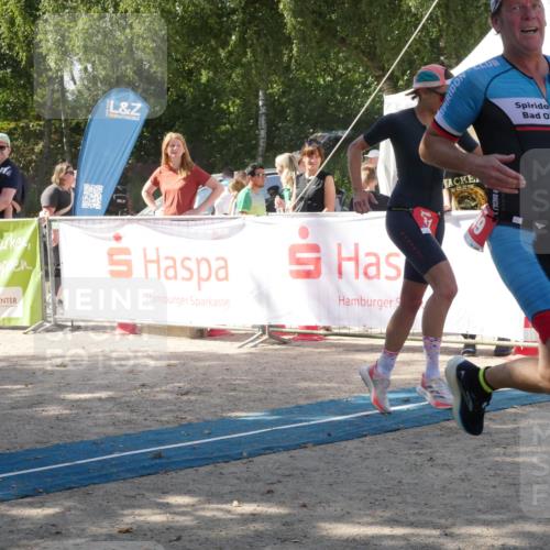 07.09.2025 - 19. Norderstedt Triathlon Zöllner http://msf.ph/oto/8787378 07.09.2025 13:22:02 Ziel 220, 249, 301 meine-sportfotos.de
