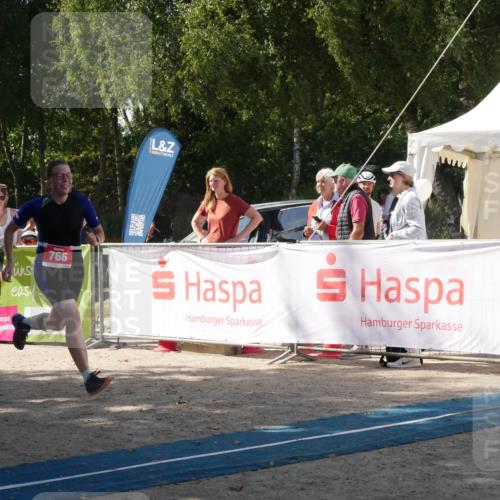 07.09.2025 - 19. Norderstedt Triathlon Zöllner http://msf.ph/oto/8787410 07.09.2025 13:23:19 Ziel 766 meine-sportfotos.de