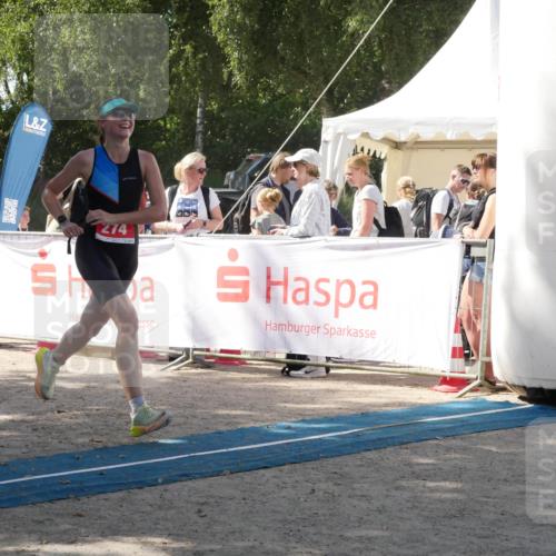 07.09.2025 - 19. Norderstedt Triathlon Zöllner http://msf.ph/oto/8787419 07.09.2025 13:23:57 Ziel 274 meine-sportfotos.de
