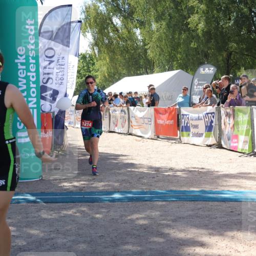 07.09.2025 - 19. Norderstedt Triathlon Zöllner http://msf.ph/oto/8787423 07.09.2025 13:34:12 Ziel 275, 707, 1214 meine-sportfotos.de
