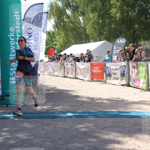 07.09.2025 - 19. Norderstedt Triathlon Zöllner http://msf.ph/oto/8787433 07.09.2025 13:34:13 Ziel 707, 1214 meine-sportfotos.de