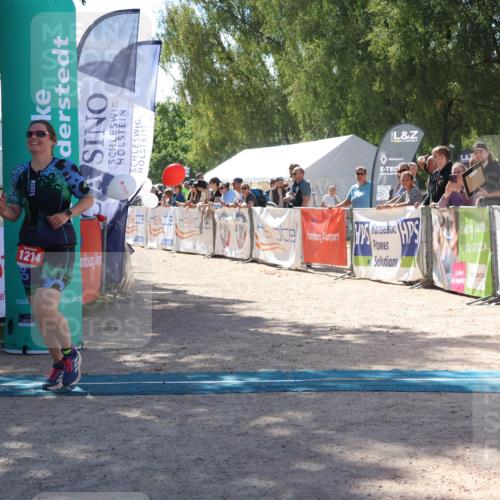 07.09.2025 - 19. Norderstedt Triathlon Zöllner http://msf.ph/oto/8787434 07.09.2025 13:34:13 Ziel 707, 1214 meine-sportfotos.de