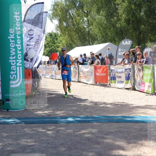 07.09.2025 - 19. Norderstedt Triathlon Zöllner http://msf.ph/oto/8787466 07.09.2025 13:34:37 Ziel 750 meine-sportfotos.de