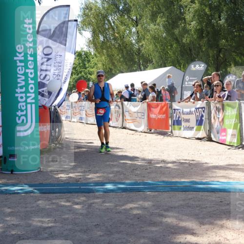 07.09.2025 - 19. Norderstedt Triathlon Zöllner http://msf.ph/oto/8787467 07.09.2025 13:34:37 Ziel 750 meine-sportfotos.de