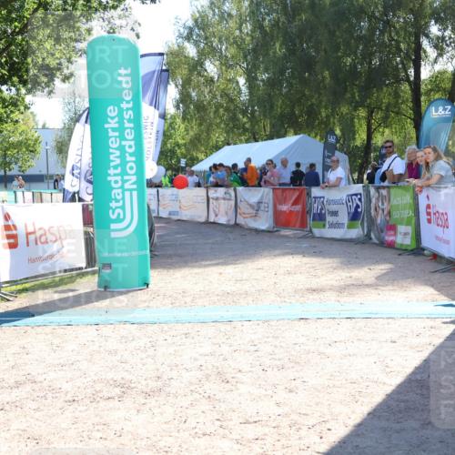 07.09.2025 - 19. Norderstedt Triathlon Zöllner http://msf.ph/oto/8787483 07.09.2025 15:53:59 Ziel 374 meine-sportfotos.de