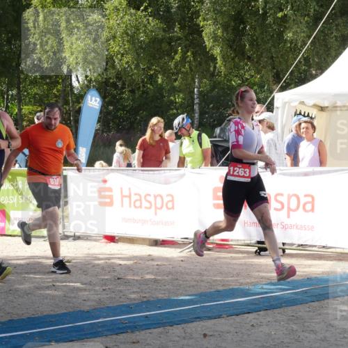 07.09.2025 - 19. Norderstedt Triathlon Zöllner http://msf.ph/oto/8787485 07.09.2025 13:25:00 Ziel 725, 810, 1263 meine-sportfotos.de