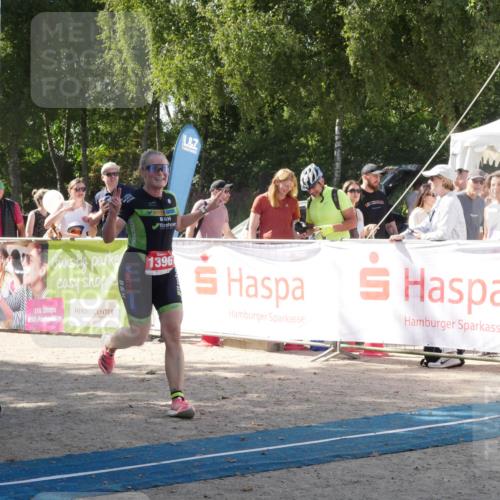 07.09.2025 - 19. Norderstedt Triathlon Zöllner http://msf.ph/oto/8787501 07.09.2025 13:25:14 Ziel 1366, 1396 meine-sportfotos.de