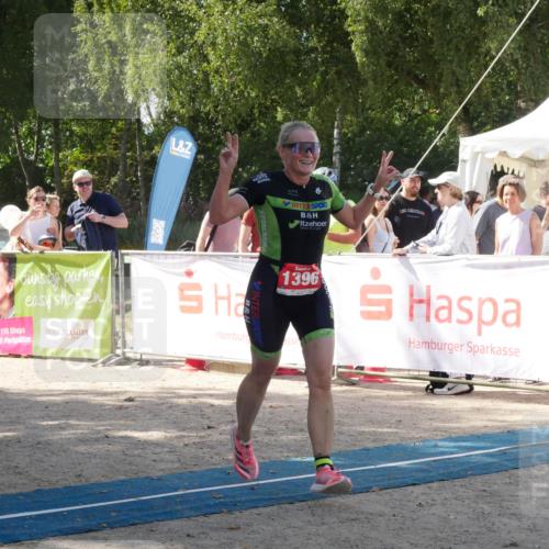 07.09.2025 - 19. Norderstedt Triathlon Zöllner http://msf.ph/oto/8787507 07.09.2025 13:25:14 Ziel 1366, 1396 meine-sportfotos.de