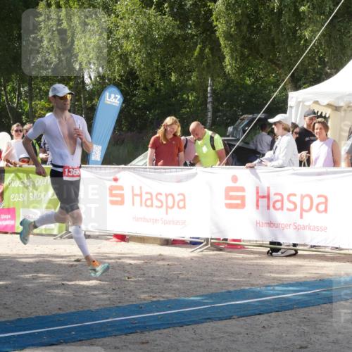 07.09.2025 - 19. Norderstedt Triathlon Zöllner http://msf.ph/oto/8787513 07.09.2025 13:25:16 Ziel 1366, 1396 meine-sportfotos.de