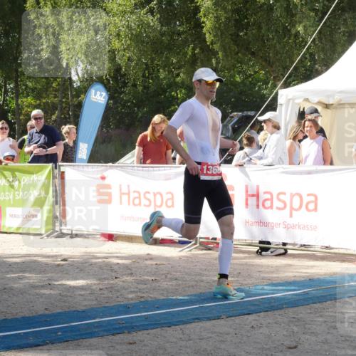 07.09.2025 - 19. Norderstedt Triathlon Zöllner http://msf.ph/oto/8787515 07.09.2025 13:25:16 Ziel 1366, 1396 meine-sportfotos.de