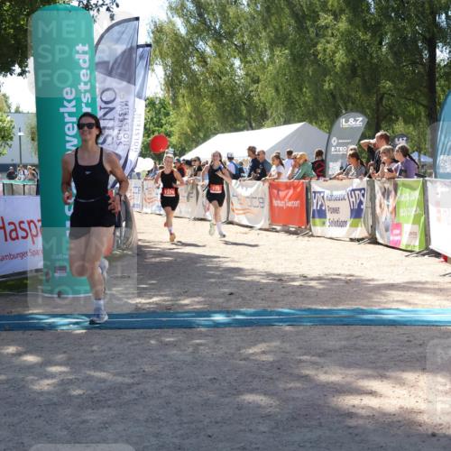 07.09.2025 - 19. Norderstedt Triathlon Zöllner http://msf.ph/oto/8787522 07.09.2025 13:35:15 Ziel 175, 272, 1374 meine-sportfotos.de