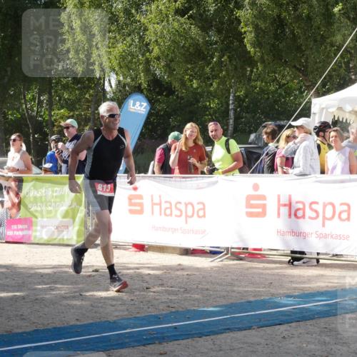 07.09.2025 - 19. Norderstedt Triathlon Zöllner http://msf.ph/oto/8787524 07.09.2025 13:25:31 Ziel 813 meine-sportfotos.de