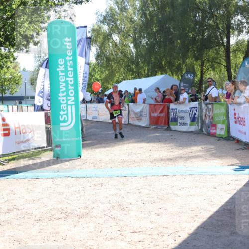 07.09.2025 - 19. Norderstedt Triathlon Zöllner http://msf.ph/oto/8787532 07.09.2025 15:55:34 Ziel 987 meine-sportfotos.de