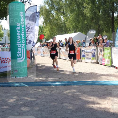 07.09.2025 - 19. Norderstedt Triathlon Zöllner http://msf.ph/oto/8787536 07.09.2025 13:35:17 Ziel 175, 272, 1374 meine-sportfotos.de