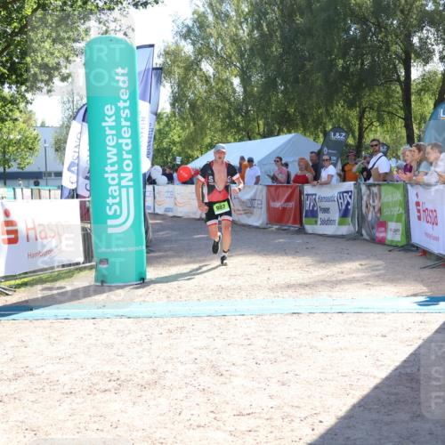 07.09.2025 - 19. Norderstedt Triathlon Zöllner http://msf.ph/oto/8787544 07.09.2025 15:55:35 Ziel 987 meine-sportfotos.de