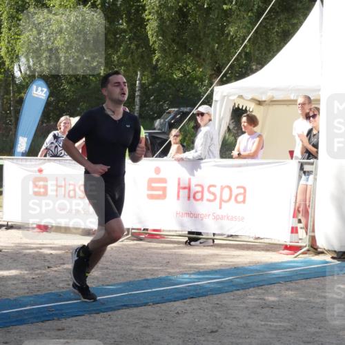 07.09.2025 - 19. Norderstedt Triathlon Zöllner http://msf.ph/oto/8787547 07.09.2025 13:25:57 Ziel 171 meine-sportfotos.de