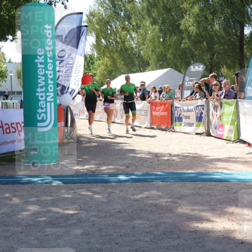 07.09.2025 - 19. Norderstedt Triathlon Zöllner http://msf.ph/oto/8787551 07.09.2025 13:35:36 Ziel 327 meine-sportfotos.de