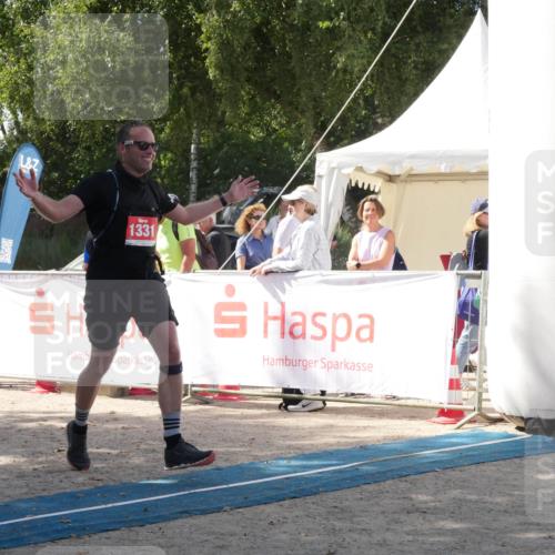 07.09.2025 - 19. Norderstedt Triathlon Zöllner http://msf.ph/oto/8787553 07.09.2025 13:26:08 Ziel 1331 meine-sportfotos.de