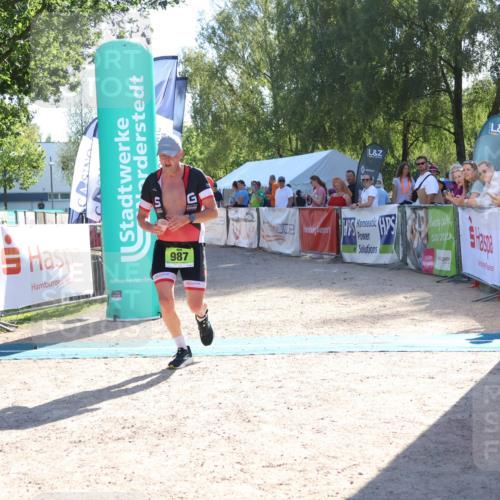 07.09.2025 - 19. Norderstedt Triathlon Zöllner http://msf.ph/oto/8787568 07.09.2025 15:55:36 Ziel 987 meine-sportfotos.de