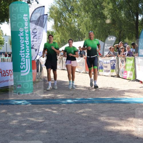 07.09.2025 - 19. Norderstedt Triathlon Zöllner http://msf.ph/oto/8787574 07.09.2025 13:35:39 Ziel 327 meine-sportfotos.de