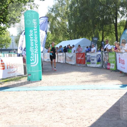 07.09.2025 - 19. Norderstedt Triathlon Zöllner http://msf.ph/oto/8787575 07.09.2025 15:56:07 Ziel 417 meine-sportfotos.de