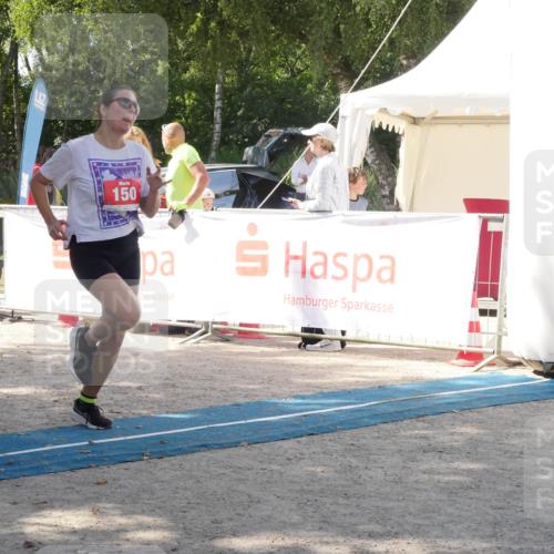 07.09.2025 - 19. Norderstedt Triathlon Zöllner http://msf.ph/oto/8787577 07.09.2025 13:26:49 Ziel 150 meine-sportfotos.de