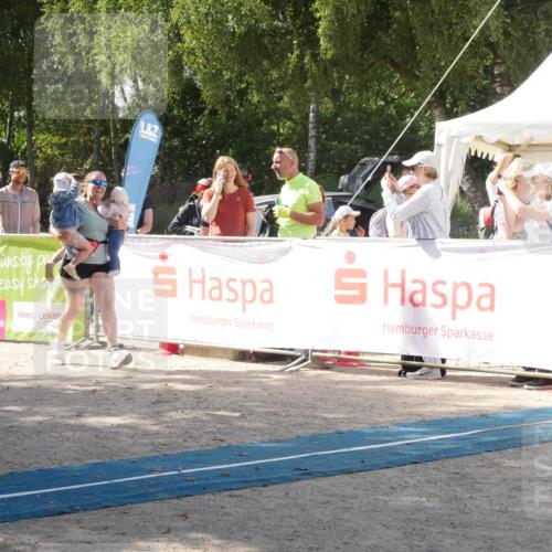 07.09.2025 - 19. Norderstedt Triathlon Zöllner http://msf.ph/oto/8787597 07.09.2025 13:27:36 Ziel 248 meine-sportfotos.de