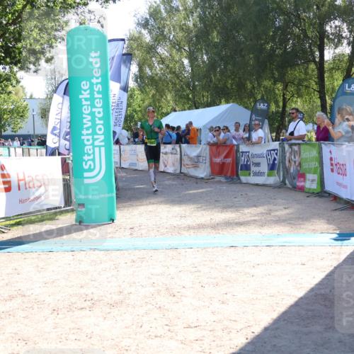 07.09.2025 - 19. Norderstedt Triathlon Zöllner http://msf.ph/oto/8787621 07.09.2025 15:58:27 Ziel  meine-sportfotos.de
