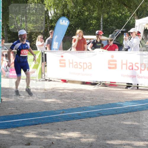07.09.2025 - 19. Norderstedt Triathlon Zöllner http://msf.ph/oto/8787625 07.09.2025 13:27:42 Ziel 248, 1376 meine-sportfotos.de