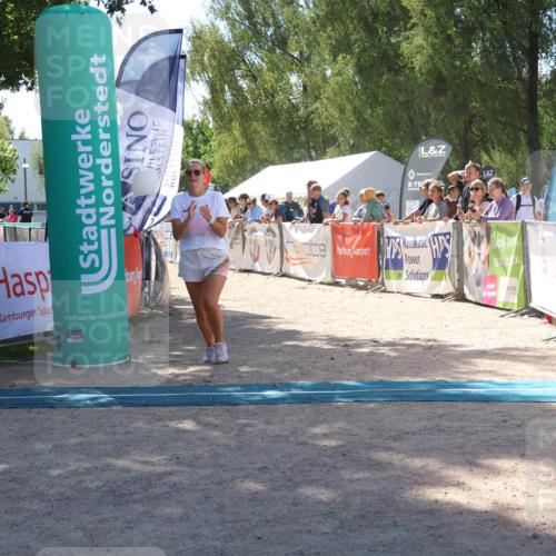 07.09.2025 - 19. Norderstedt Triathlon Zöllner http://msf.ph/oto/8787634 07.09.2025 13:35:50 Ziel 331 meine-sportfotos.de