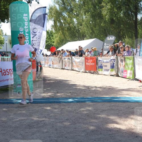 07.09.2025 - 19. Norderstedt Triathlon Zöllner http://msf.ph/oto/8787646 07.09.2025 13:35:51 Ziel 331 meine-sportfotos.de