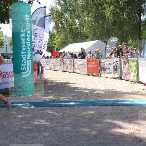 07.09.2025 - 19. Norderstedt Triathlon Zöllner http://msf.ph/oto/8787650 07.09.2025 13:35:51 Ziel 331 meine-sportfotos.de