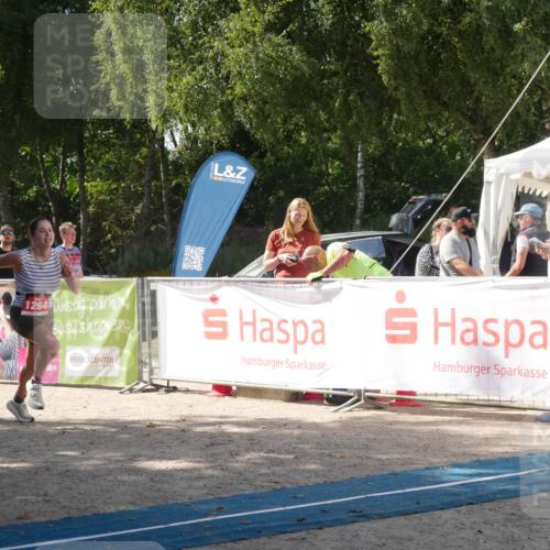 07.09.2025 - 19. Norderstedt Triathlon Zöllner http://msf.ph/oto/8787656 07.09.2025 13:28:24 Ziel 262, 290, 1264, 1295 meine-sportfotos.de
