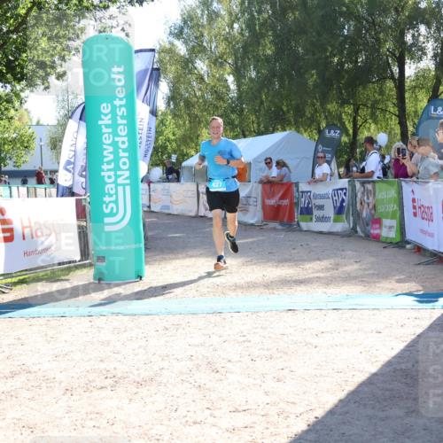 07.09.2025 - 19. Norderstedt Triathlon Zöllner http://msf.ph/oto/8787659 07.09.2025 15:58:45 Ziel 410, 427 meine-sportfotos.de