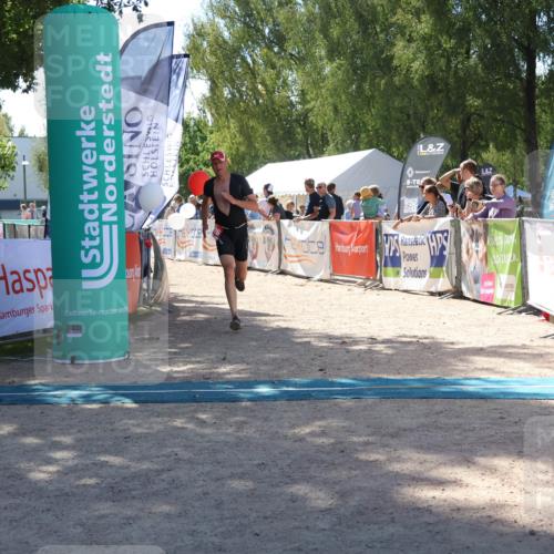 07.09.2025 - 19. Norderstedt Triathlon Zöllner http://msf.ph/oto/8787660 07.09.2025 13:36:32 Ziel 1326 meine-sportfotos.de