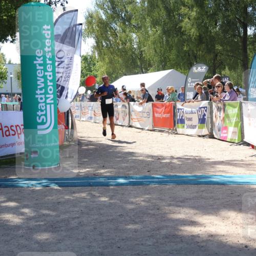 07.09.2025 - 19. Norderstedt Triathlon Zöllner http://msf.ph/oto/8787696 07.09.2025 13:36:42 Ziel 145, 222 meine-sportfotos.de