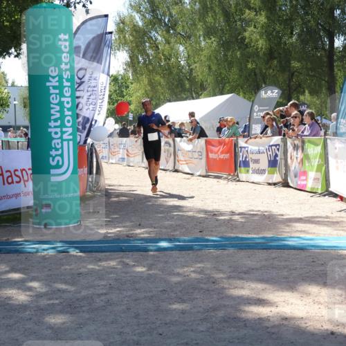 07.09.2025 - 19. Norderstedt Triathlon Zöllner http://msf.ph/oto/8787699 07.09.2025 13:36:42 Ziel 145, 222 meine-sportfotos.de