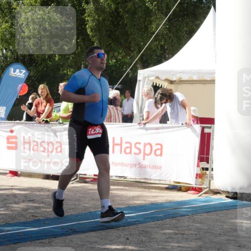 07.09.2025 - 19. Norderstedt Triathlon Zöllner http://msf.ph/oto/8787704 07.09.2025 13:29:24 Ziel 1235 meine-sportfotos.de