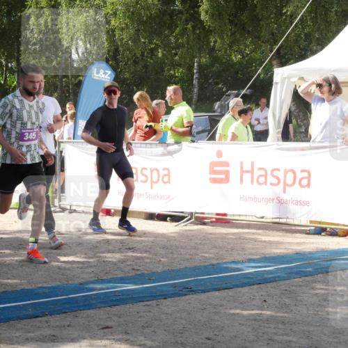 07.09.2025 - 19. Norderstedt Triathlon Zöllner http://msf.ph/oto/8787721 07.09.2025 13:29:43 Ziel 265, 266, 345 meine-sportfotos.de
