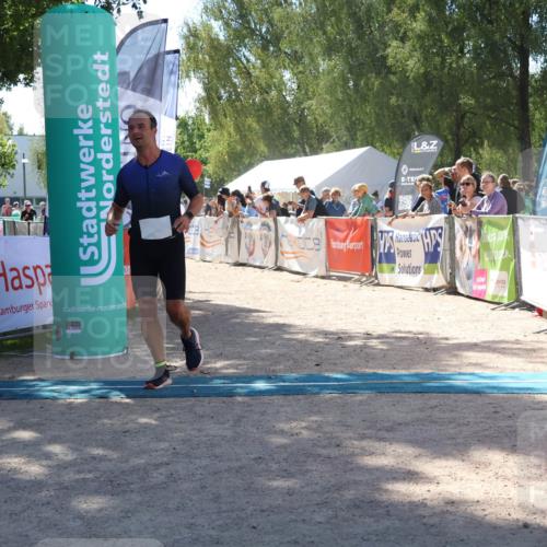 07.09.2025 - 19. Norderstedt Triathlon Zöllner http://msf.ph/oto/8787722 07.09.2025 13:36:45 Ziel 145, 222 meine-sportfotos.de