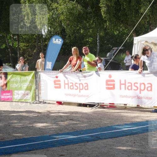 07.09.2025 - 19. Norderstedt Triathlon Zöllner http://msf.ph/oto/8787734 07.09.2025 13:29:47 Ziel 265, 266, 345 meine-sportfotos.de