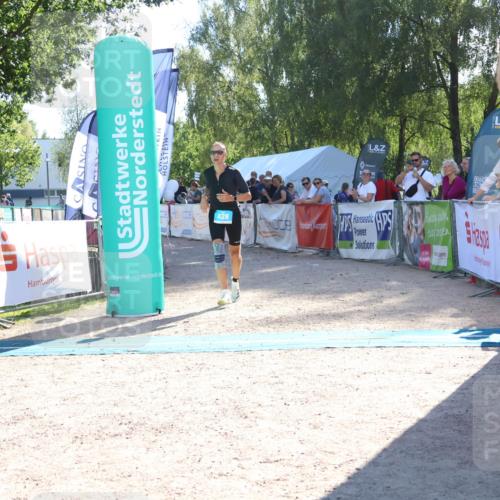 07.09.2025 - 19. Norderstedt Triathlon Zöllner http://msf.ph/oto/8787744 07.09.2025 15:59:09 Ziel 428 meine-sportfotos.de