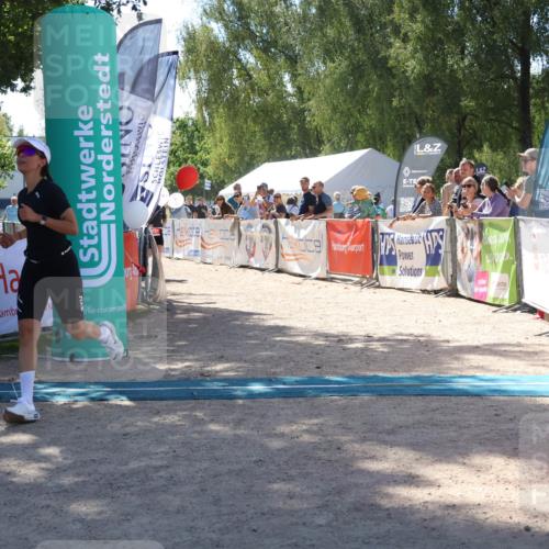 07.09.2025 - 19. Norderstedt Triathlon Zöllner http://msf.ph/oto/8787747 07.09.2025 13:36:53 Ziel 277, 718 meine-sportfotos.de