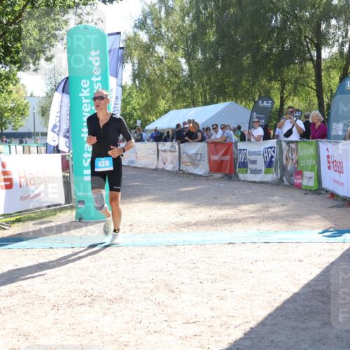07.09.2025 - 19. Norderstedt Triathlon Zöllner http://msf.ph/oto/8787754 07.09.2025 15:59:10 Ziel 428 meine-sportfotos.de